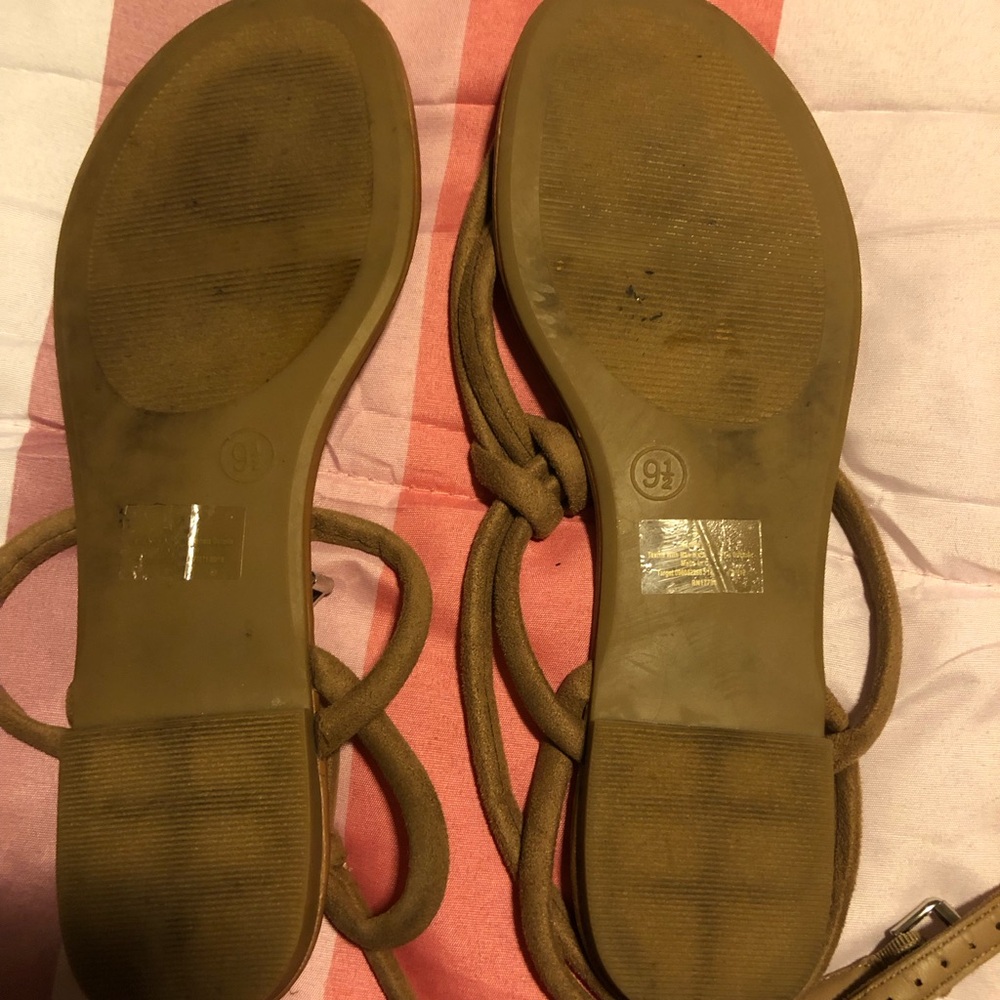 Sandals - Picture 2 of 3